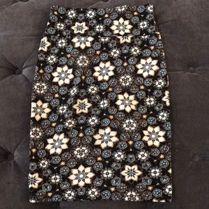 LuLaRoe Cassie Skirt